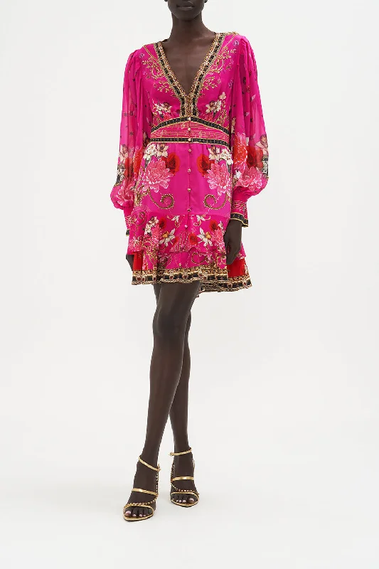 BUTTON FRONT FRILL DRESS WHAT HAPPENS ON TOUR