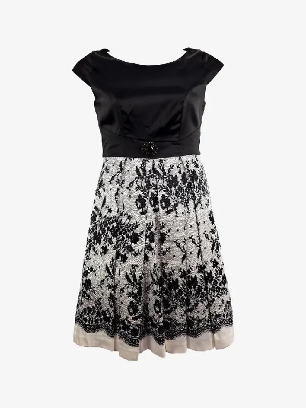 Review Floral Panelled Classic Dress Size 10