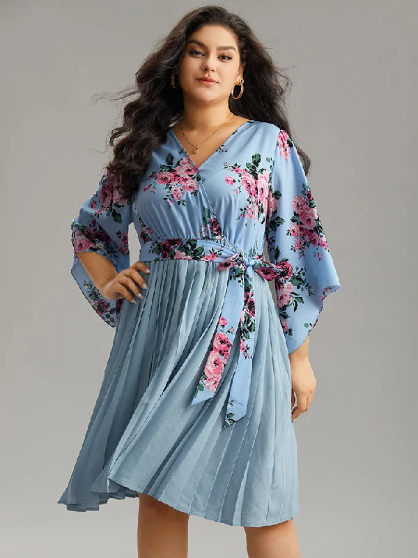 Floral Print Bell Sleeve Belted Pleated Hem Dress