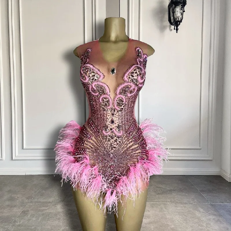Luxury Sexy See Through Beaded Crystals Birthday Party Short Prom Dress Feather African Women Pink Cocktail Dresses 2023 Luxury Sexy See Through Beaded Crystals Birthday Party Short Prom Dress Feather African Women Pink Cocktail Dresses 2023