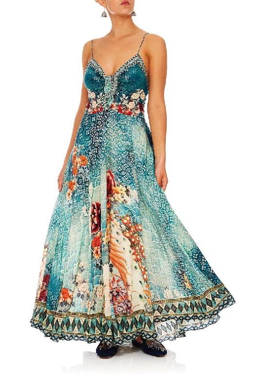 LONG DRESS WITH TIE FRONT HER HEIRLOOM