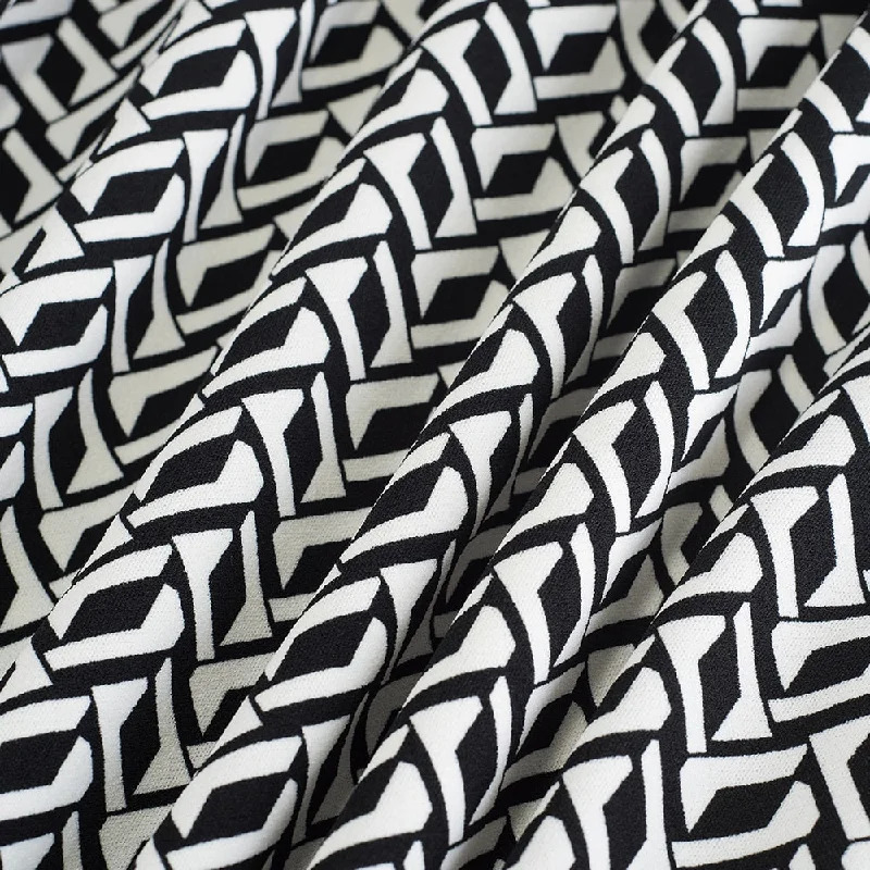 Geometric Sleeve
