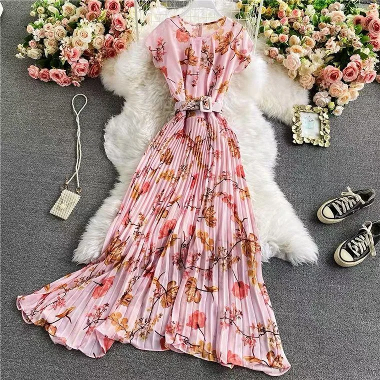 Filly Floral Maxi Dress Comfortable Pleated Maxi Dress