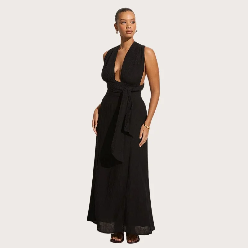 Tropiques Maxi Dress (Black) Fashionable Halter Neck Maxi Dress