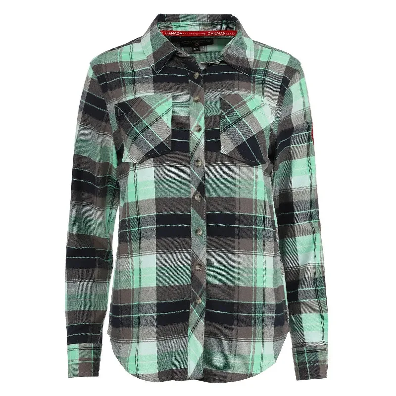 Canada Weather Gear Women's 2 Pocket Plaid Button Up Long Sleeve Shirt Classic Cropped Short Sleeve Canada Weather Gear Women's 2 Pocket Plaid Button Up Long Sleeve Shirt Classic Cropped Short Sleeve