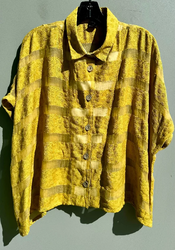 Cappy Shirt Fashionable Rounded Short Shirt