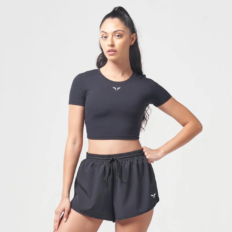 Essential Cropped Tee - Black Welt Pockets Slit Pockets
