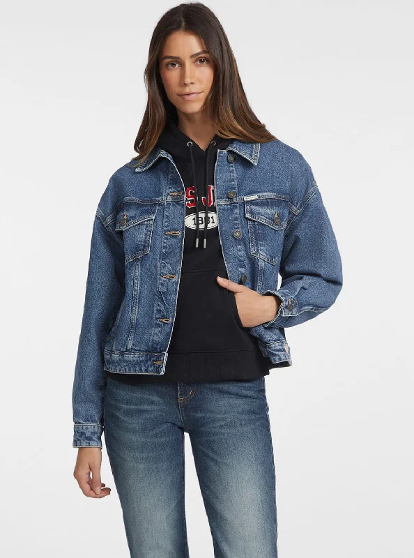 Guess Jeans Blue Denim Oversized Trucker Jacket Welt Pockets Slit Pockets Flap Pockets Guess Jeans Blue Denim Oversized Trucker Jacket Welt Pockets Slit Pockets Flap Pockets