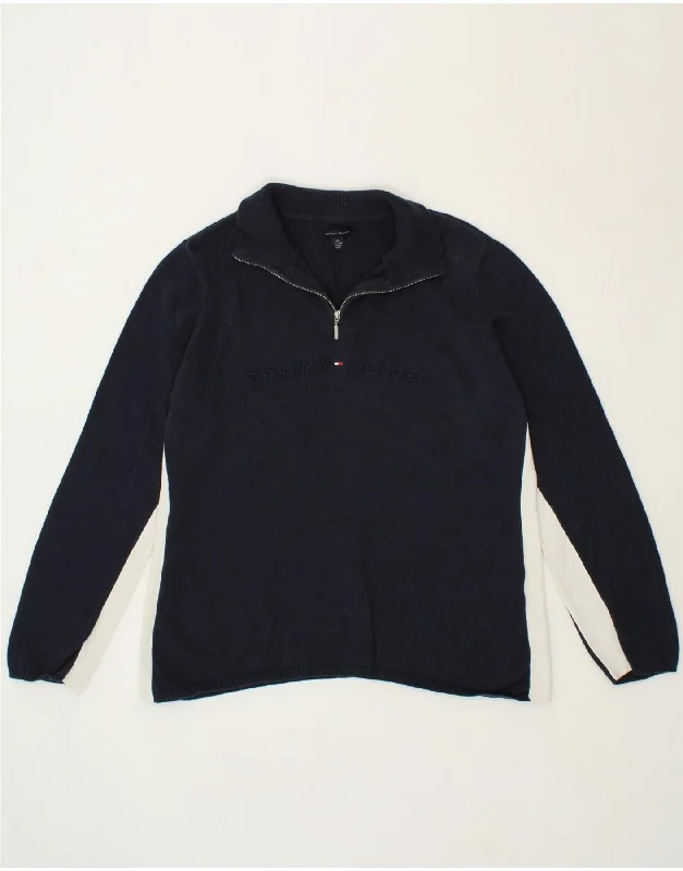 TOMMY HILFIGER Womens Graphic Zip Neck Jumper Sweater UK 20 2XL Navy Blue Zippered Buttoned Snapped TOMMY HILFIGER Womens Graphic Zip Neck Jumper Sweater UK 20 2XL Navy Blue Zippered Buttoned Snapped