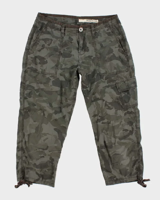 Y2k 00s DKNY Camouflage Cropped Cargo Trousers - W32